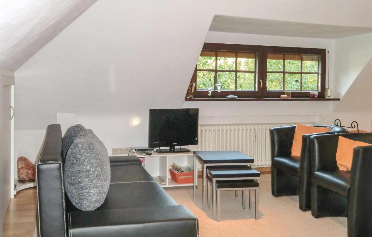 1 Bedroom Beautiful Apartment In Schoenecken Wetteldorf Eksteriør billede